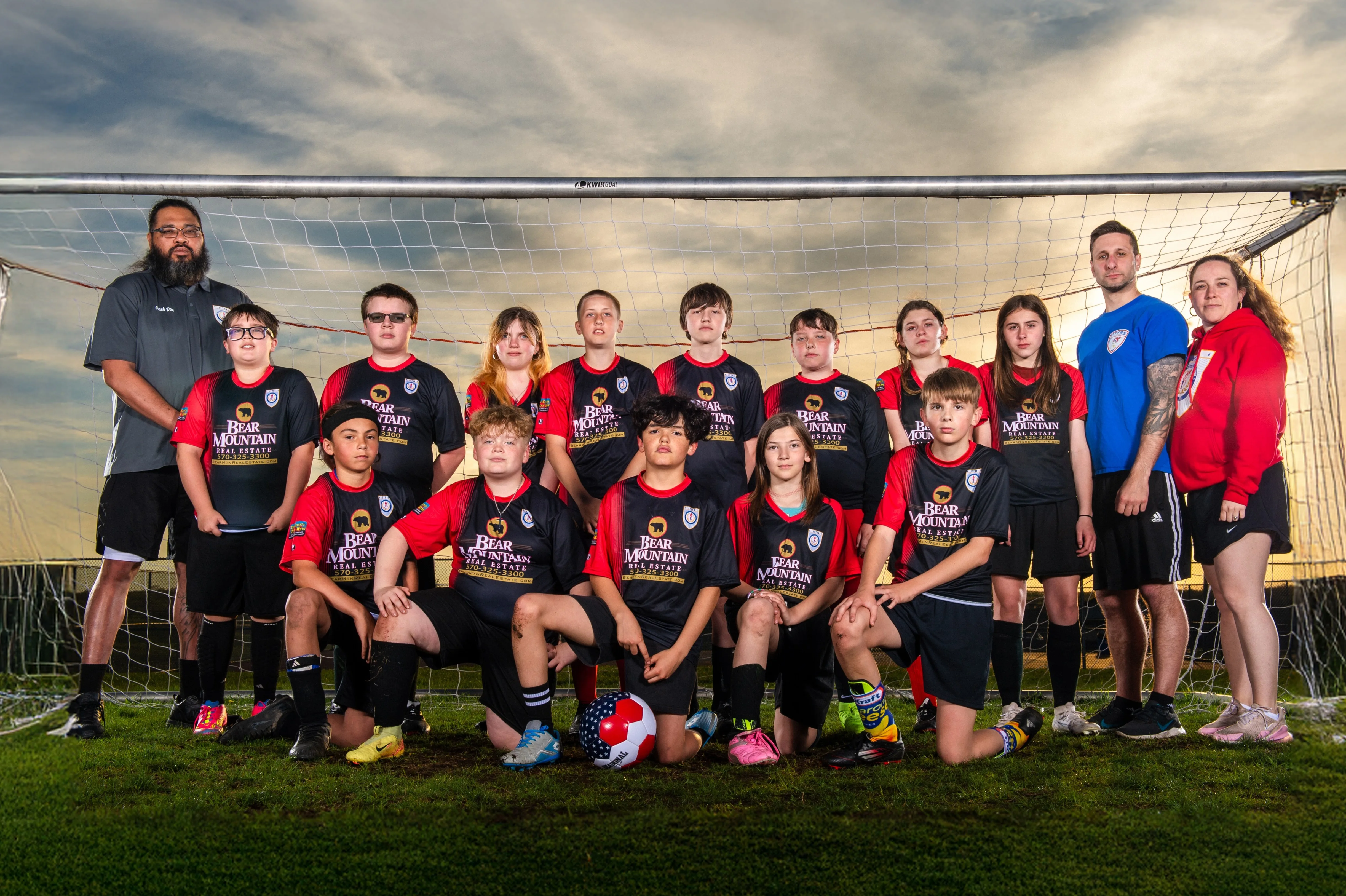 Youth soccer team portrait with intentional lighting - Eastern Pennsylvania sports photography